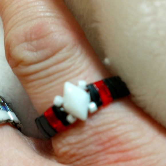 1 of a kind Beaded Diamond Ring - Red, Black,+ White - Picture 3 of 3